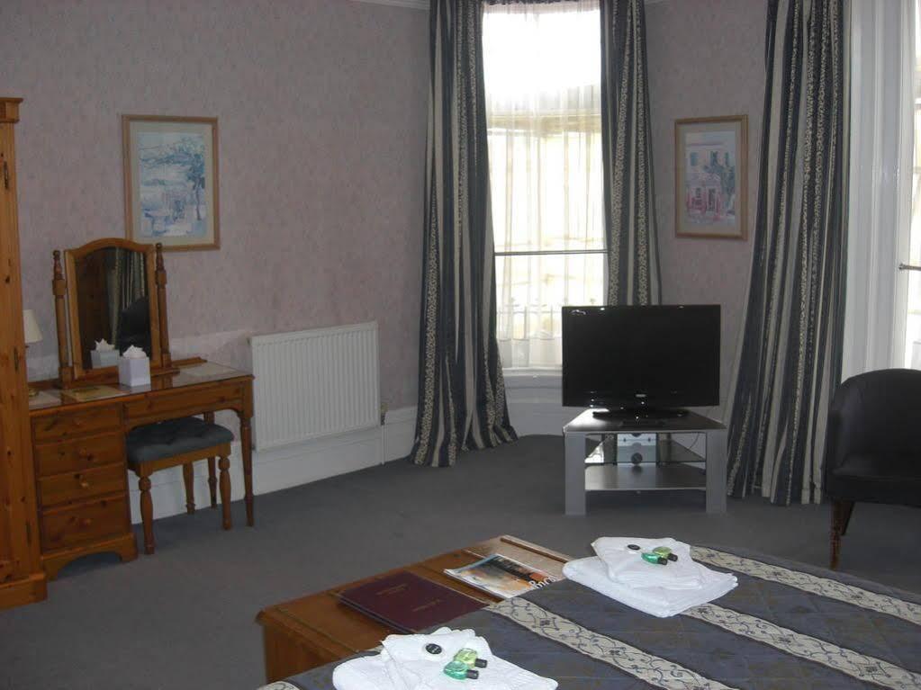 Yelf'S Hotel Ryde  Exterior foto