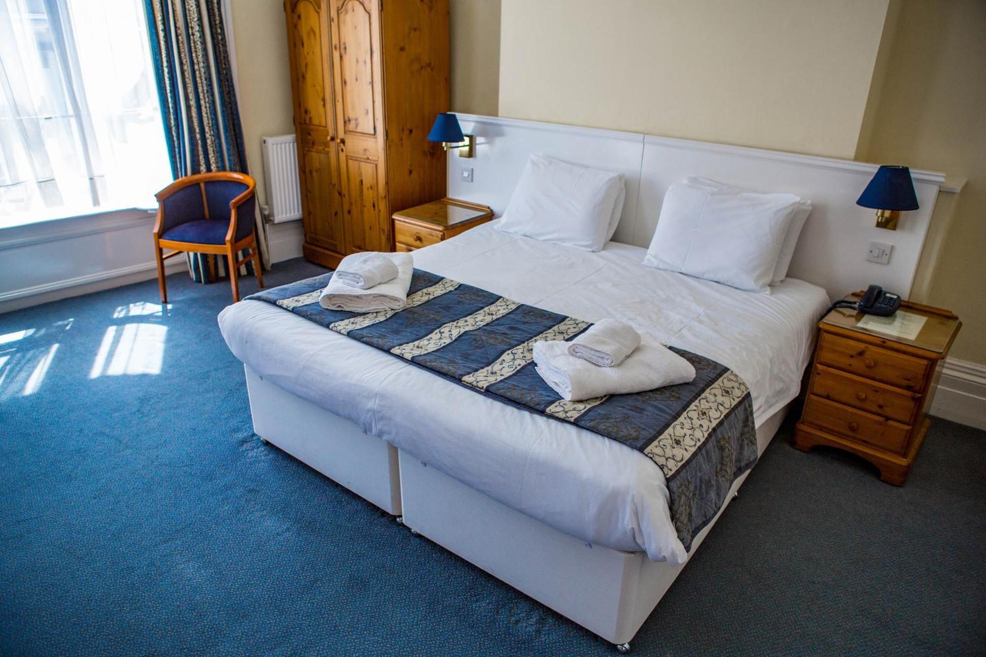 Yelf'S Hotel Ryde  Quarto foto